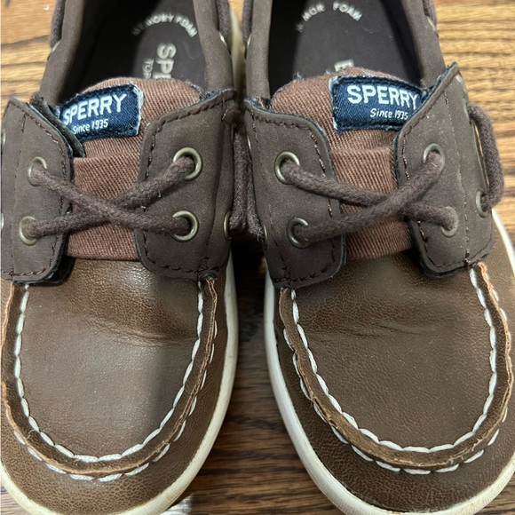 Sperry Boys Loafers - Picture 3 of 6